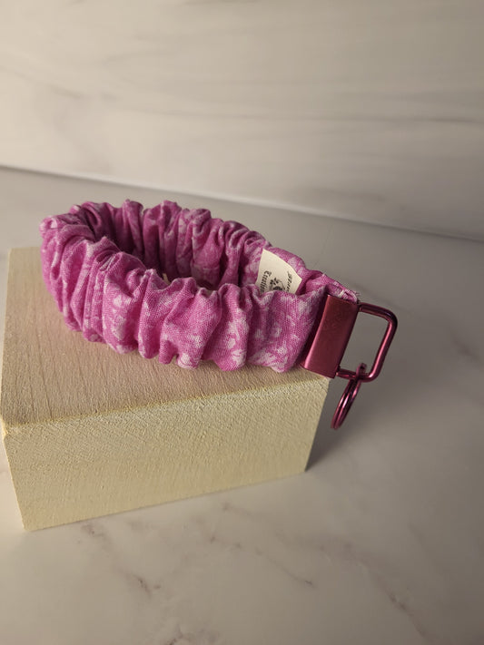 Handmade Scrunchie Wristlet Keychain ~ Everyday Designs