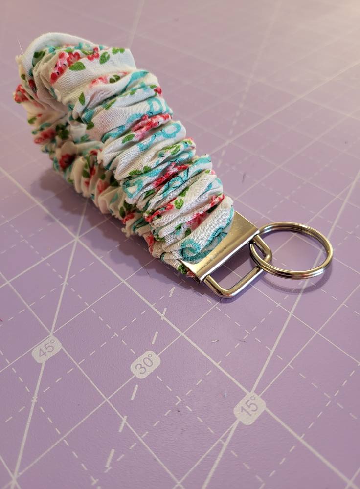 Handmade Scrunchie Wristlet Keychain ~ Everyday Designs